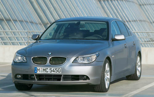  2004 BMW 545i 