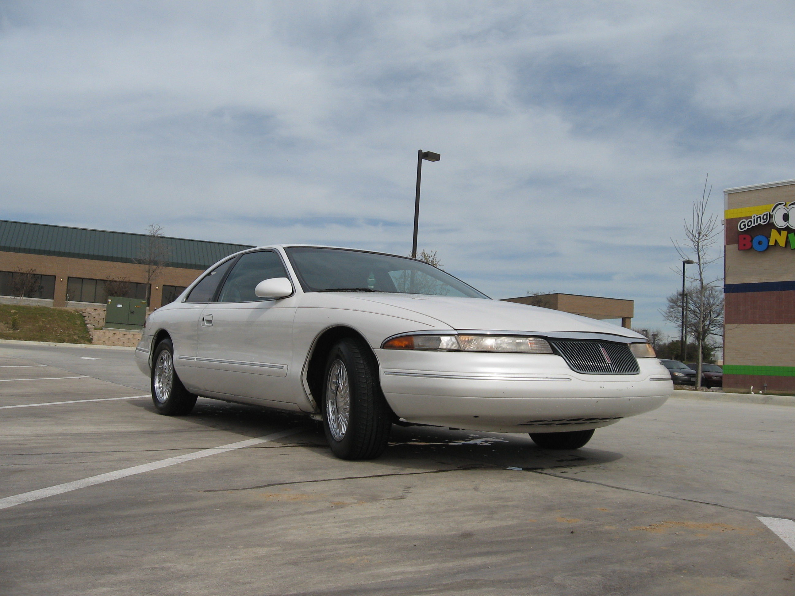 1994  Lincoln Mark VIII  picture, mods, upgrades