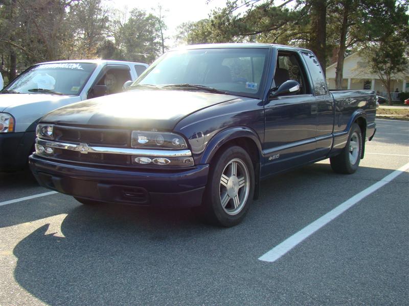 1998  Chevrolet S10 Pickup extcab 4.3 auto picture, mods, upgrades