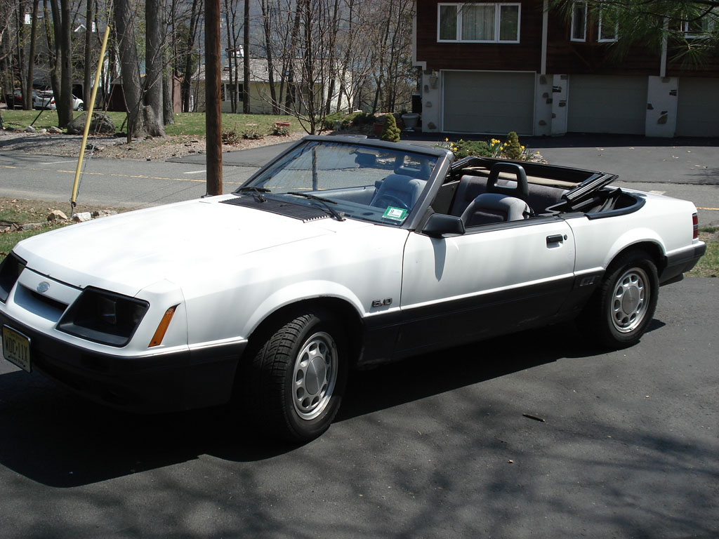 1985  Ford Mustang GT Convertible picture, mods, upgrades