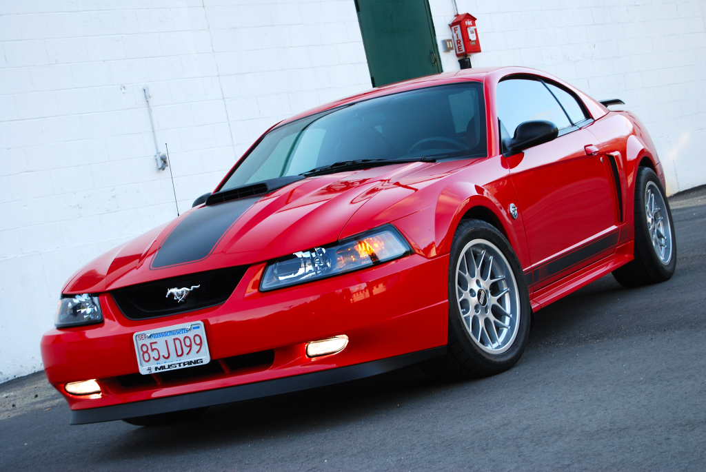  2004 Ford Mustang Mach One