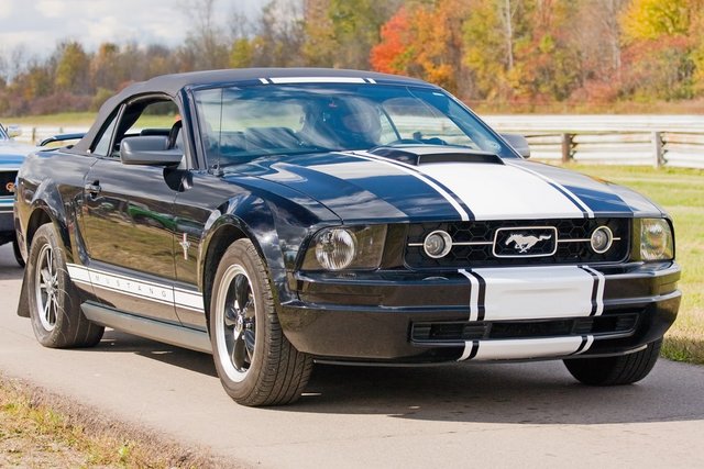 2006  Ford Mustang Pony V6 convertible picture, mods, upgrades