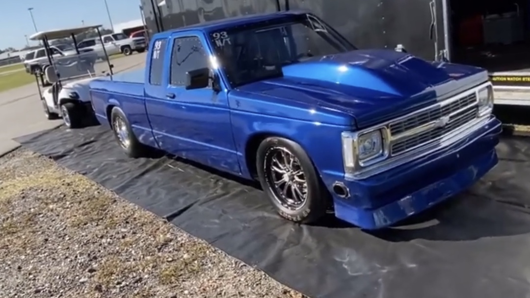 Blue 1993 Chevrolet S10 Pickup 
