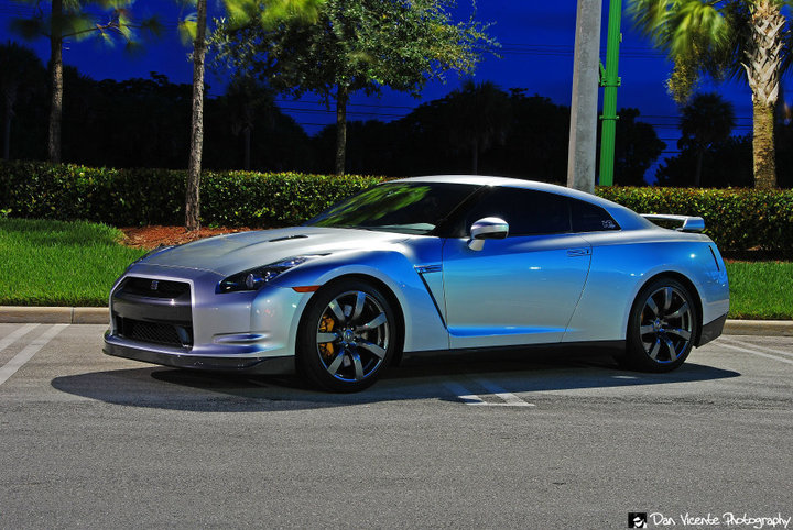 2009  Nissan GT-R R35 picture, mods, upgrades