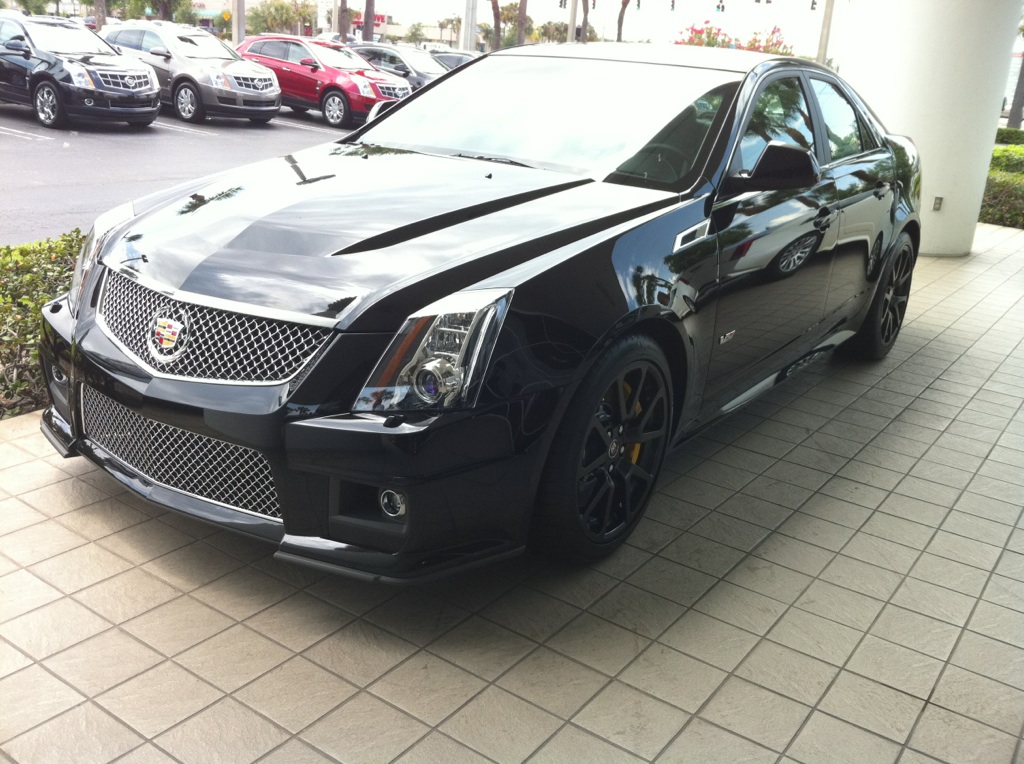 2011  Cadillac CTS-V Sedan picture, mods, upgrades
