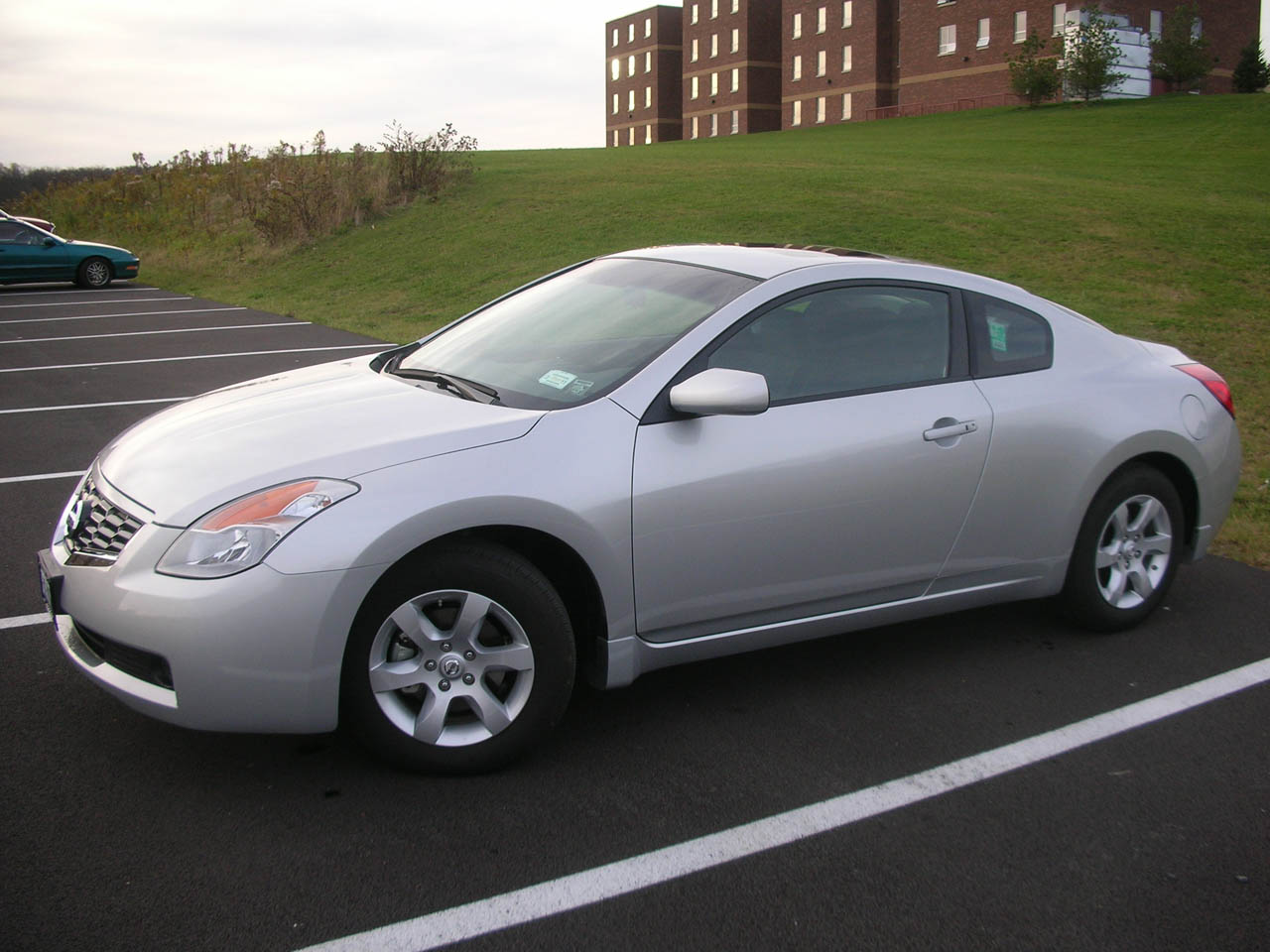 2009  Nissan Altima 2.5S picture, mods, upgrades
