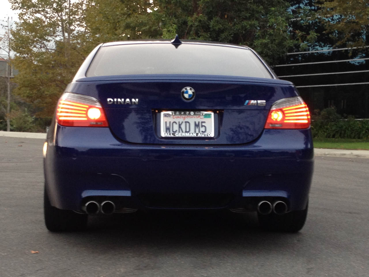 Blue 2007 BMW M5 