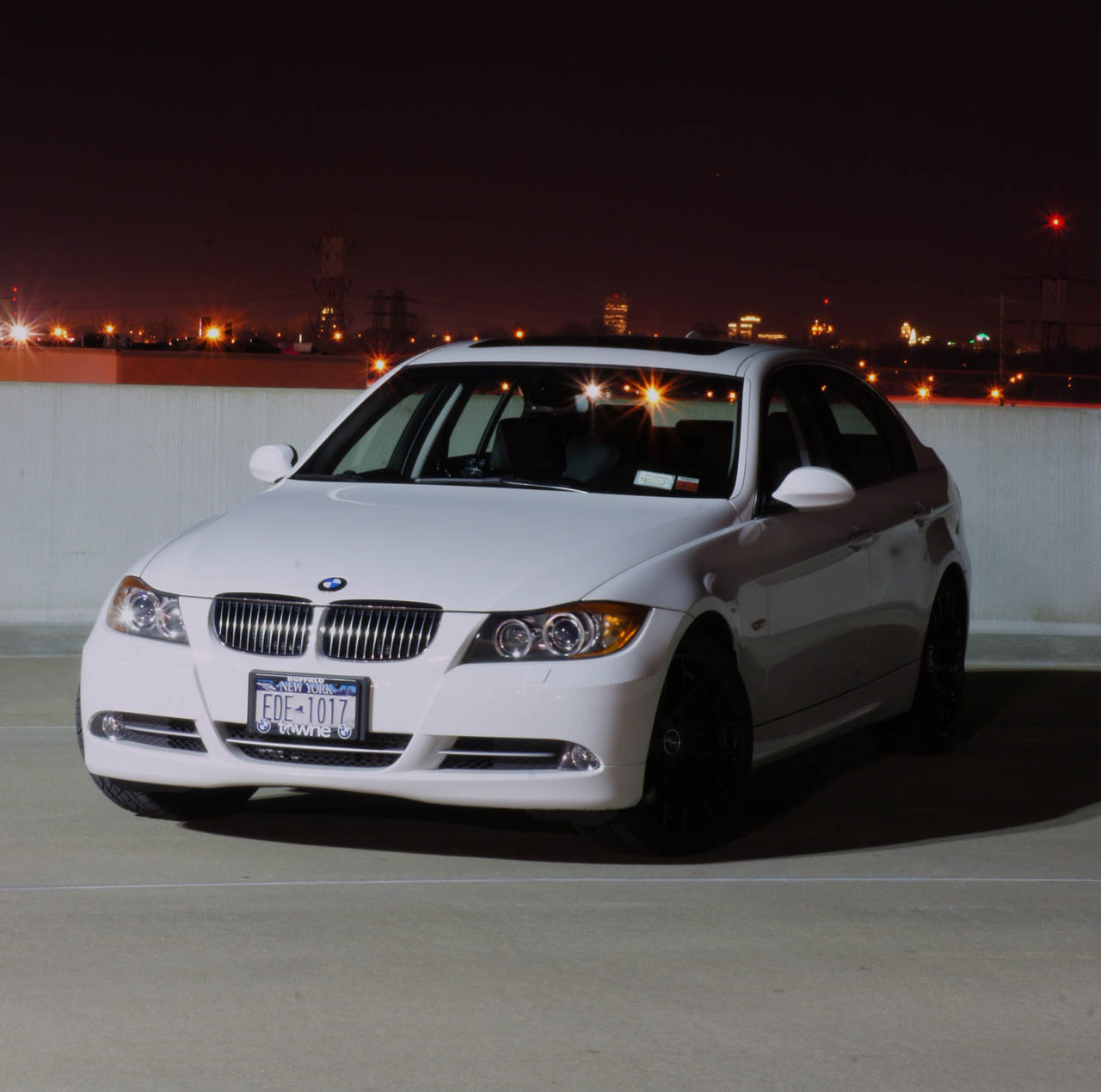 2008 white BMW 335xi sedan picture, mods, upgrades