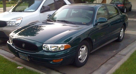 Green 2000 Buick Le Sabre Limited 