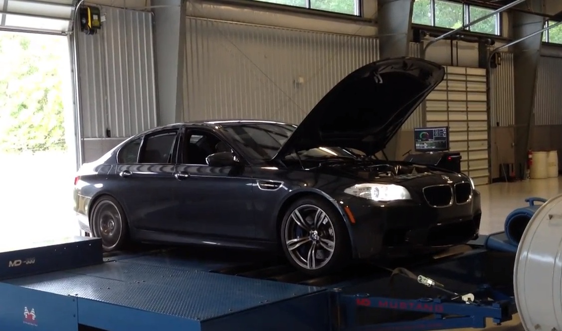  2013 BMW M5 F10 Twin Turbo