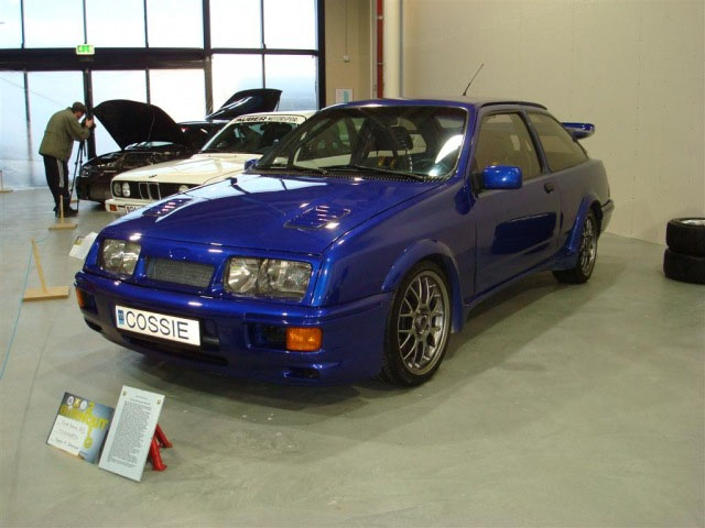 1986 Blue Ford Sierra Cosworth picture, mods, upgrades