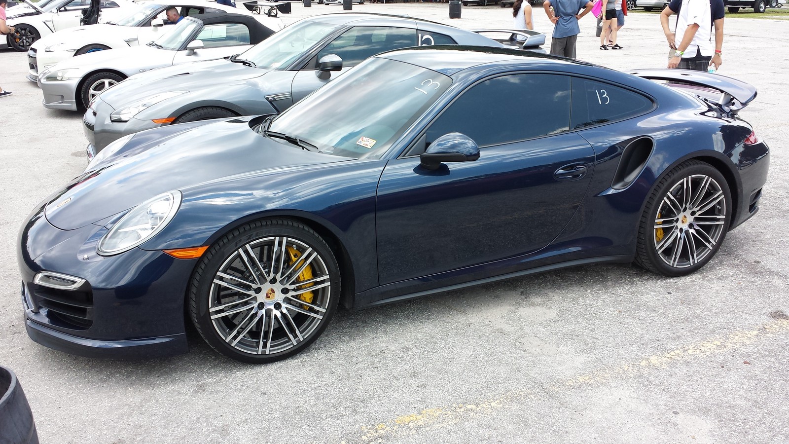 Dark blue 2014 Porsche 911 Turbo 