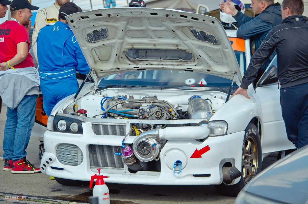 1998 White Subaru Impreza WRX STI GC8 picture, mods, upgrades