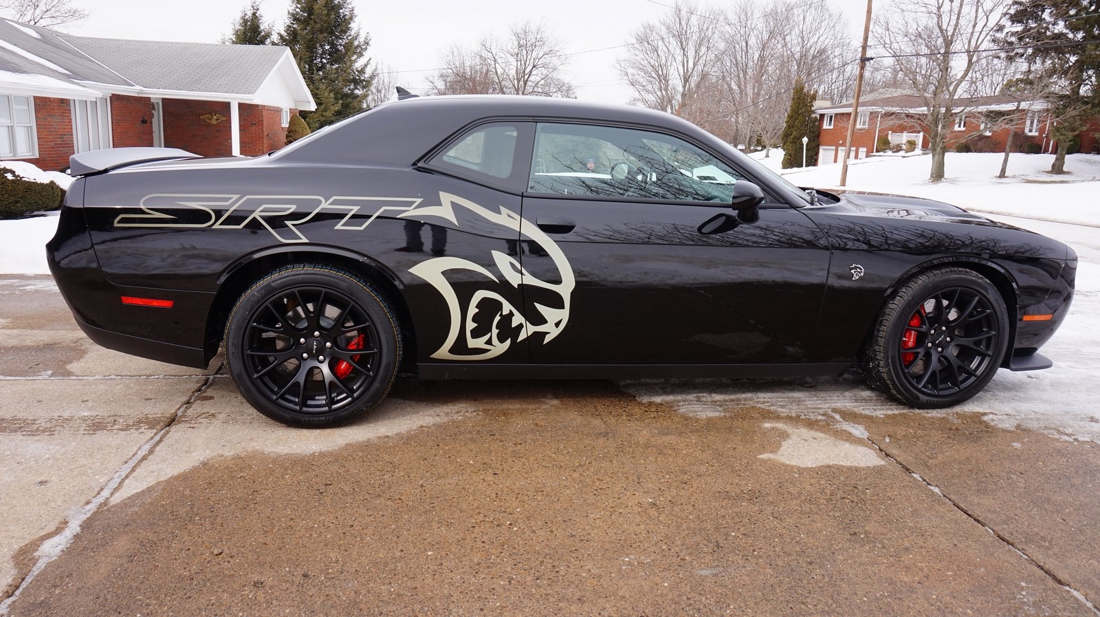 2015 Pitch Black Dodge Challenger Hellcat  picture, mods, upgrades