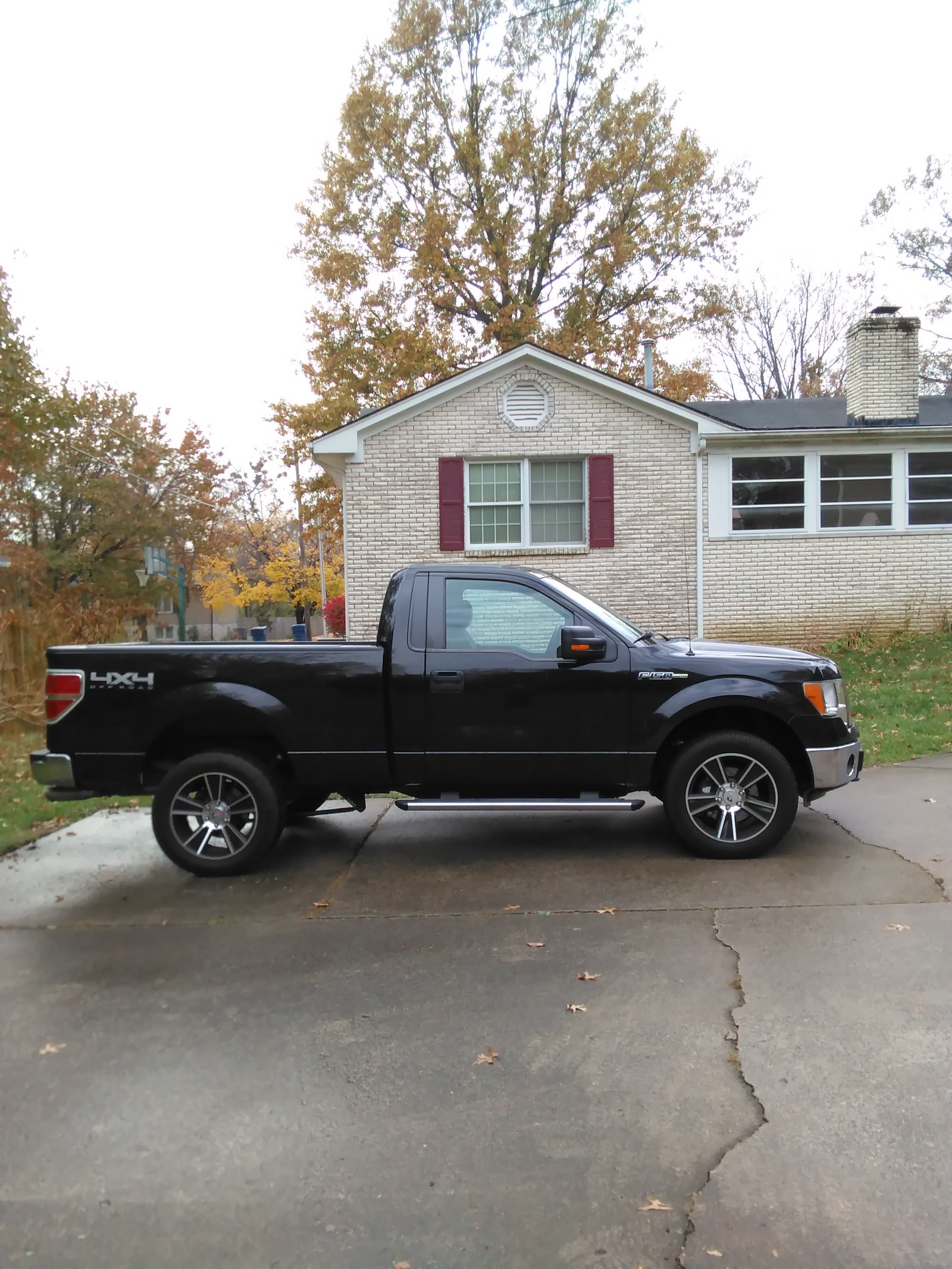 2011 black Ford F150 xlt picture, mods, upgrades