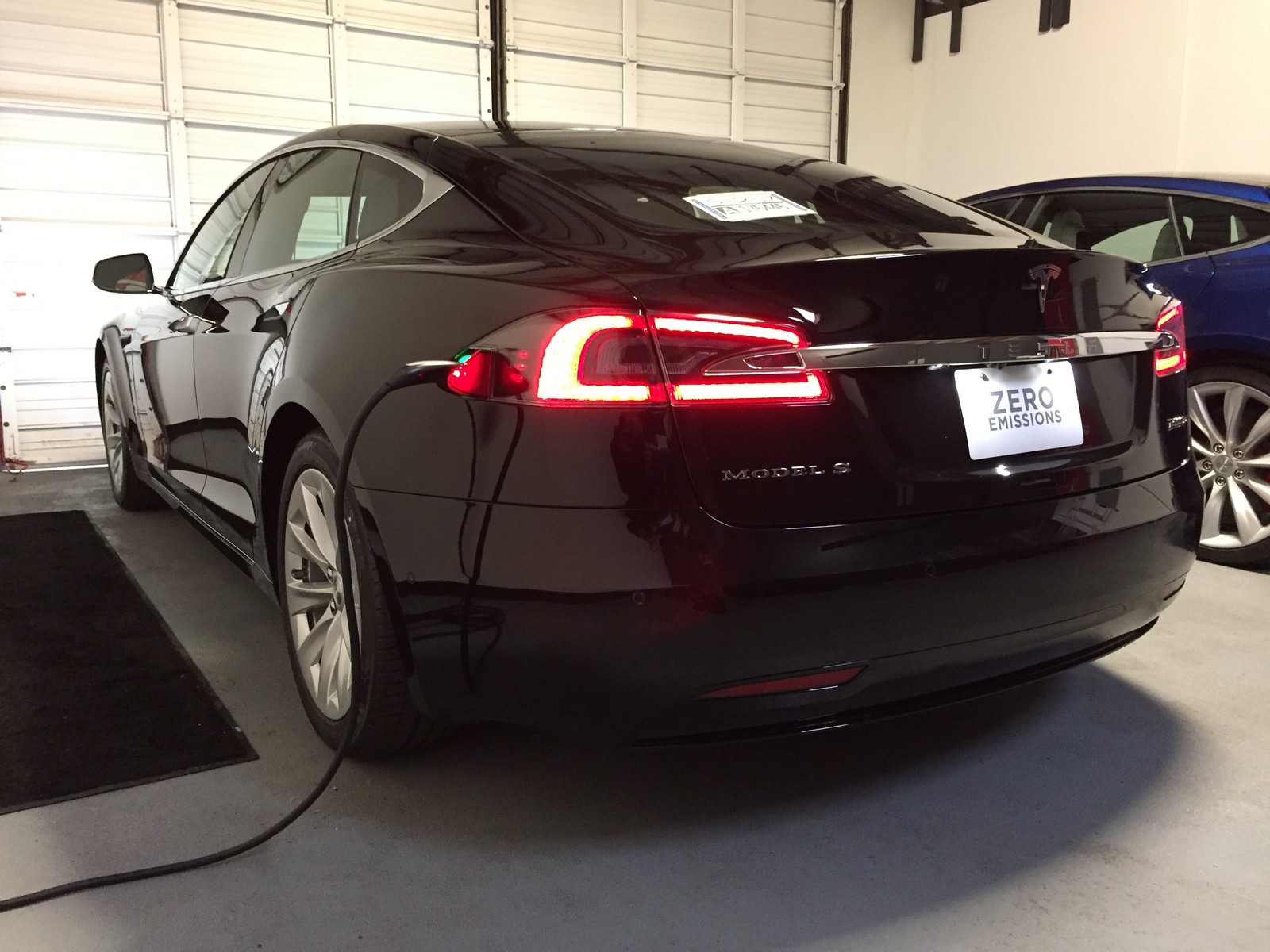 Black 2017 Tesla Model S P100D Ludicrous Plus
