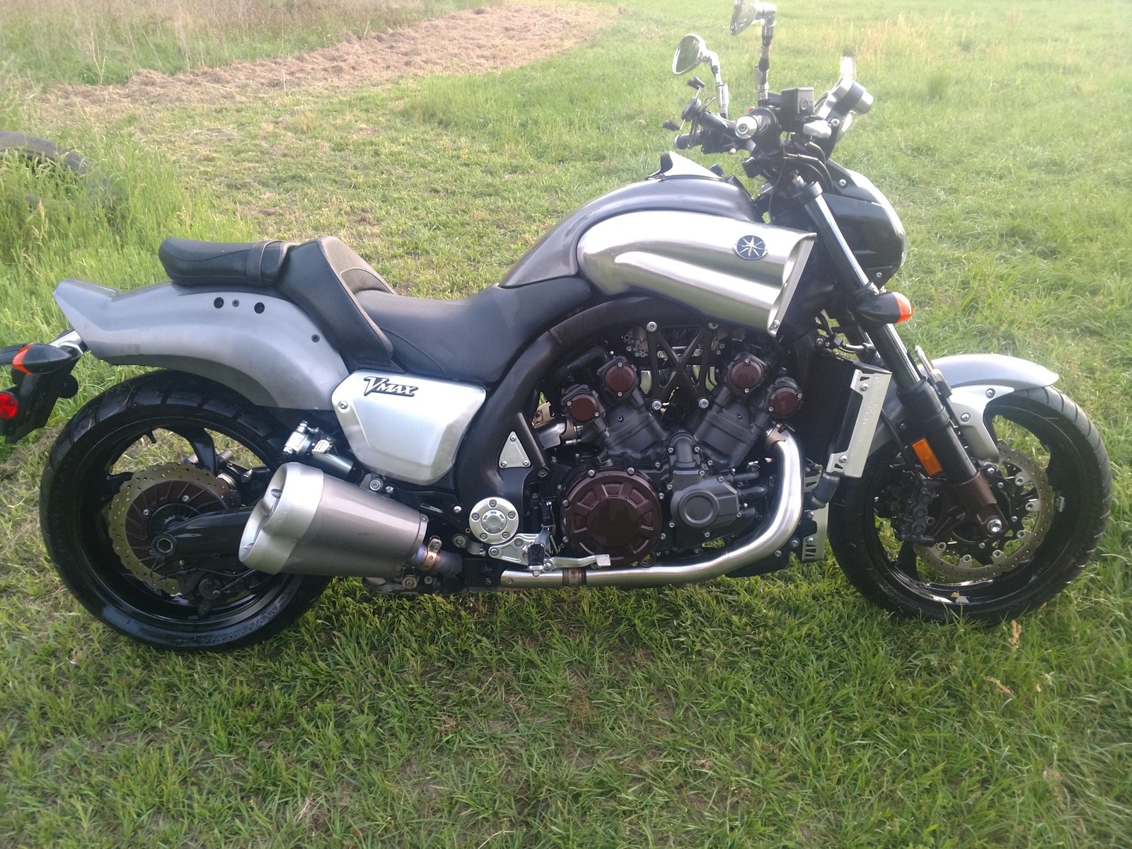 2014 Charcoal Grey Yamaha V Max  picture, mods, upgrades