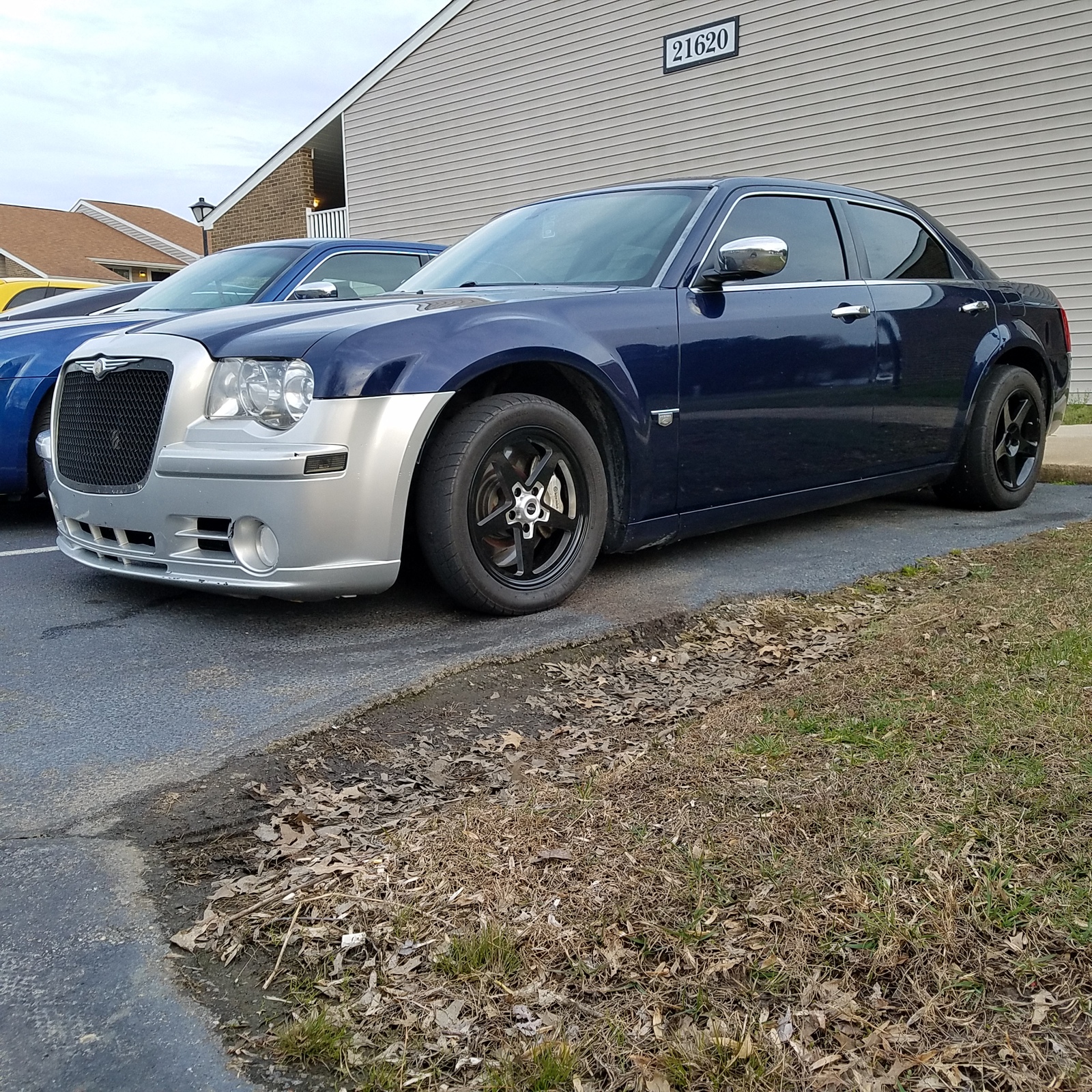 2005 Midnight Blue Pearlcoat Chrysler 300 C picture, mods, upgrades