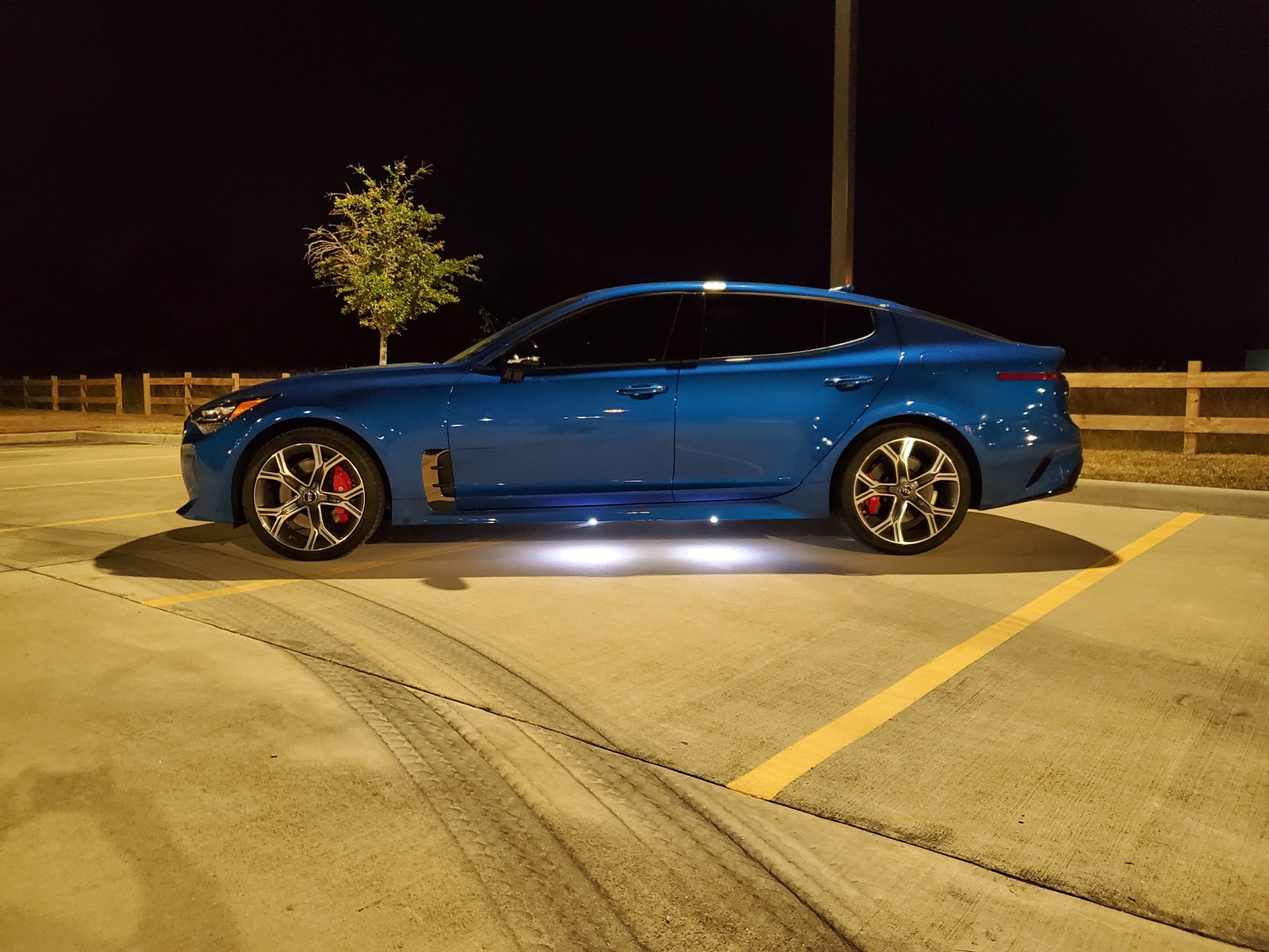 2019 Blue Kia Stinger GT picture, mods, upgrades