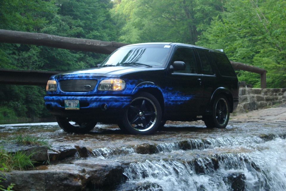 1998 black, blue true fire Ford Explorer sport picture, mods, upgrades