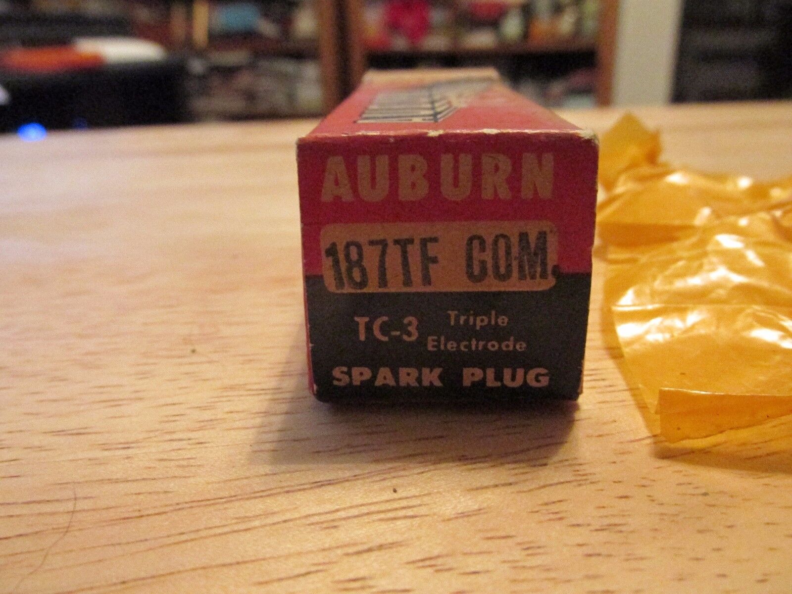 NOS Auburn TC-3 187 TF COM Spark Plug in box