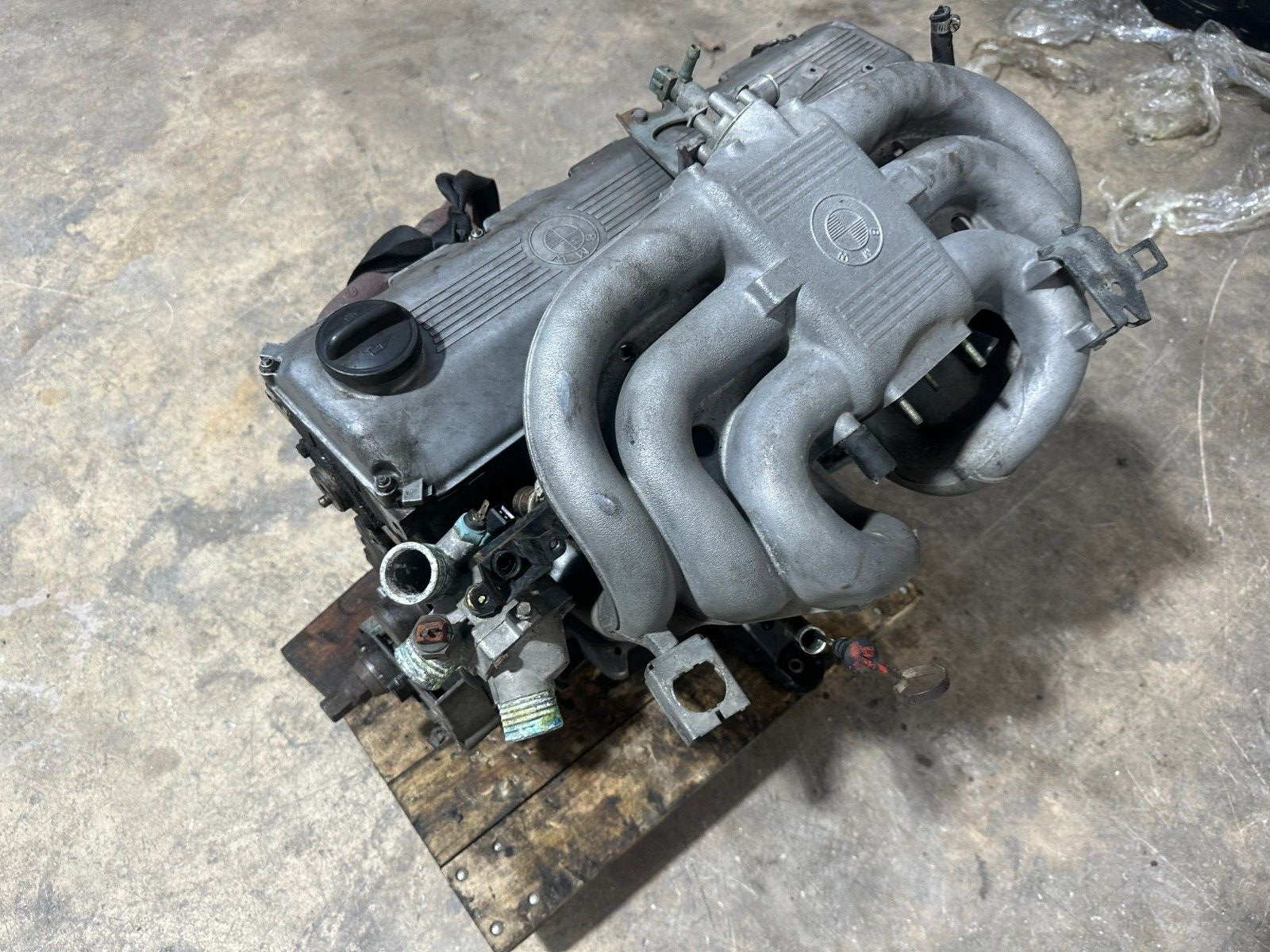 BMW e30 325e M20 6 Cylinder Short Engine Motor OEM 172K Miles