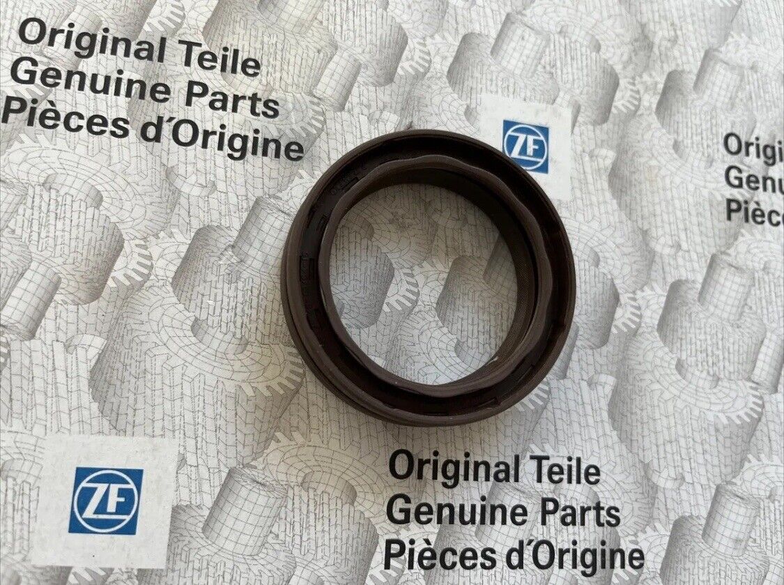 ZF 6HP19 shaft sealing ring, automatic transmission OE ZF 0734 310 408, 0734310408 new