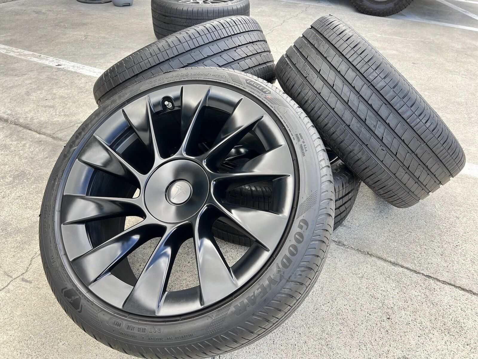 20” Tesla Model Y Induction Wheels Rims Tires TPMS Factory OEM