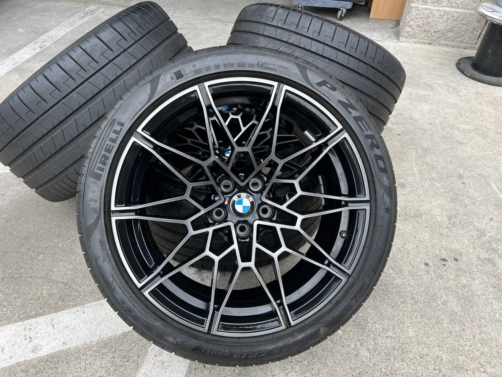 OEM BMW M3 M4 826M G80 Competition Wheels Rims Tires Factory Original OEM