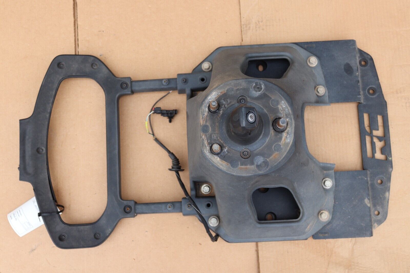 2018-2023 JEEP WRANGLER SPARE TIRE CARRIER MOUNT BRACKET WITH CAMERA OEM
