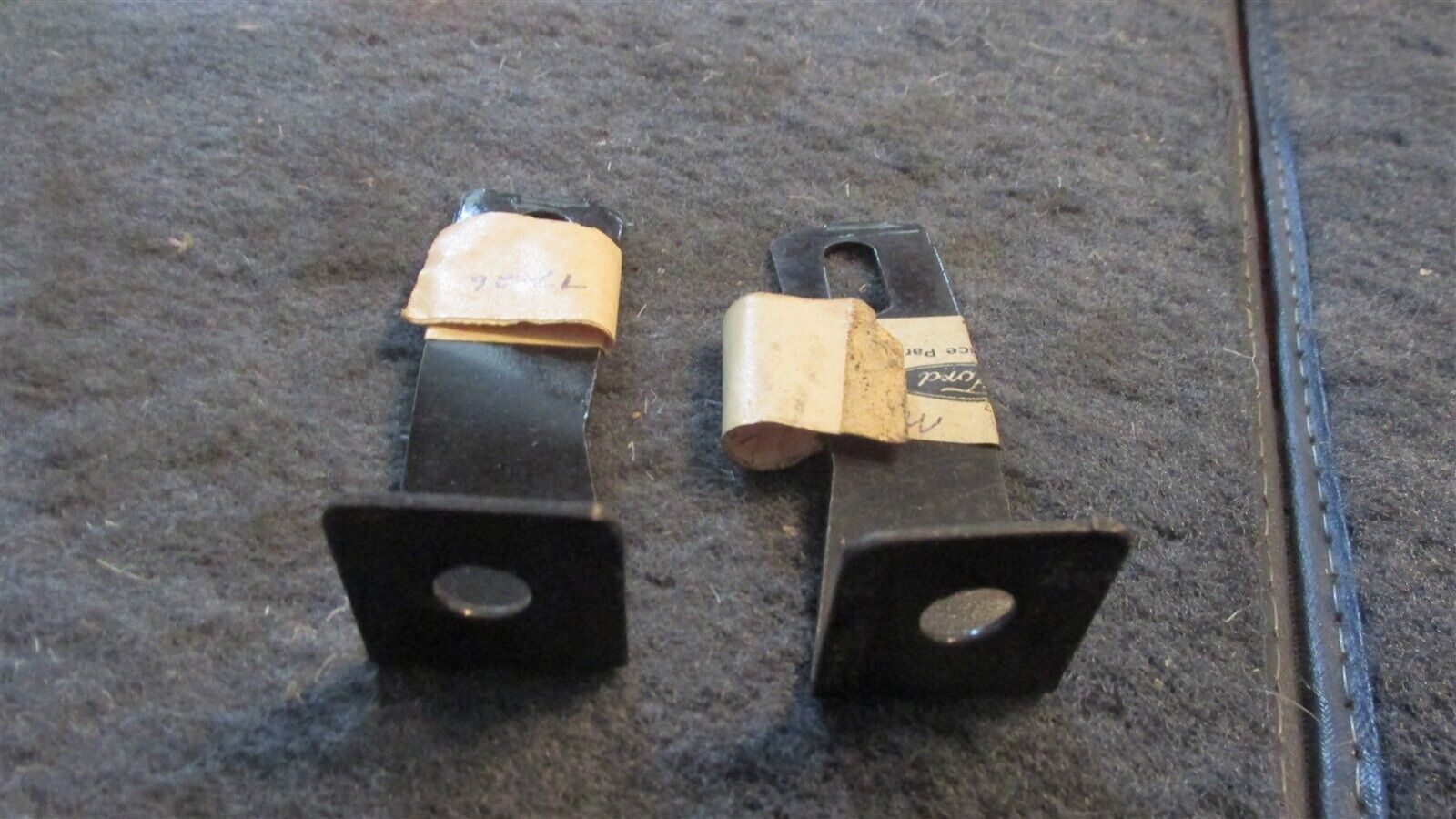 NOS 1971 1972 FORD PINTO FRONT BUMPER STONE DEFLECTOR BRACKETS LEFT RIGHT PAIR