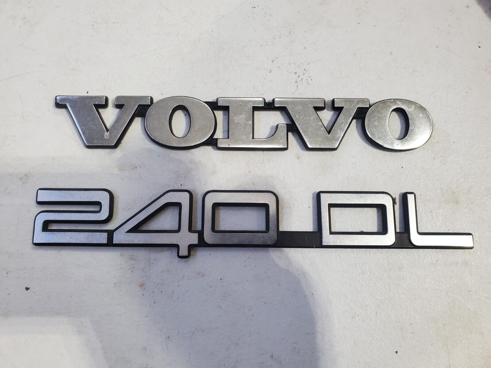 90-95 Volvo 240 DL Rear Trunk Emblem OEM Badge Logo Lid Label set silver vintage