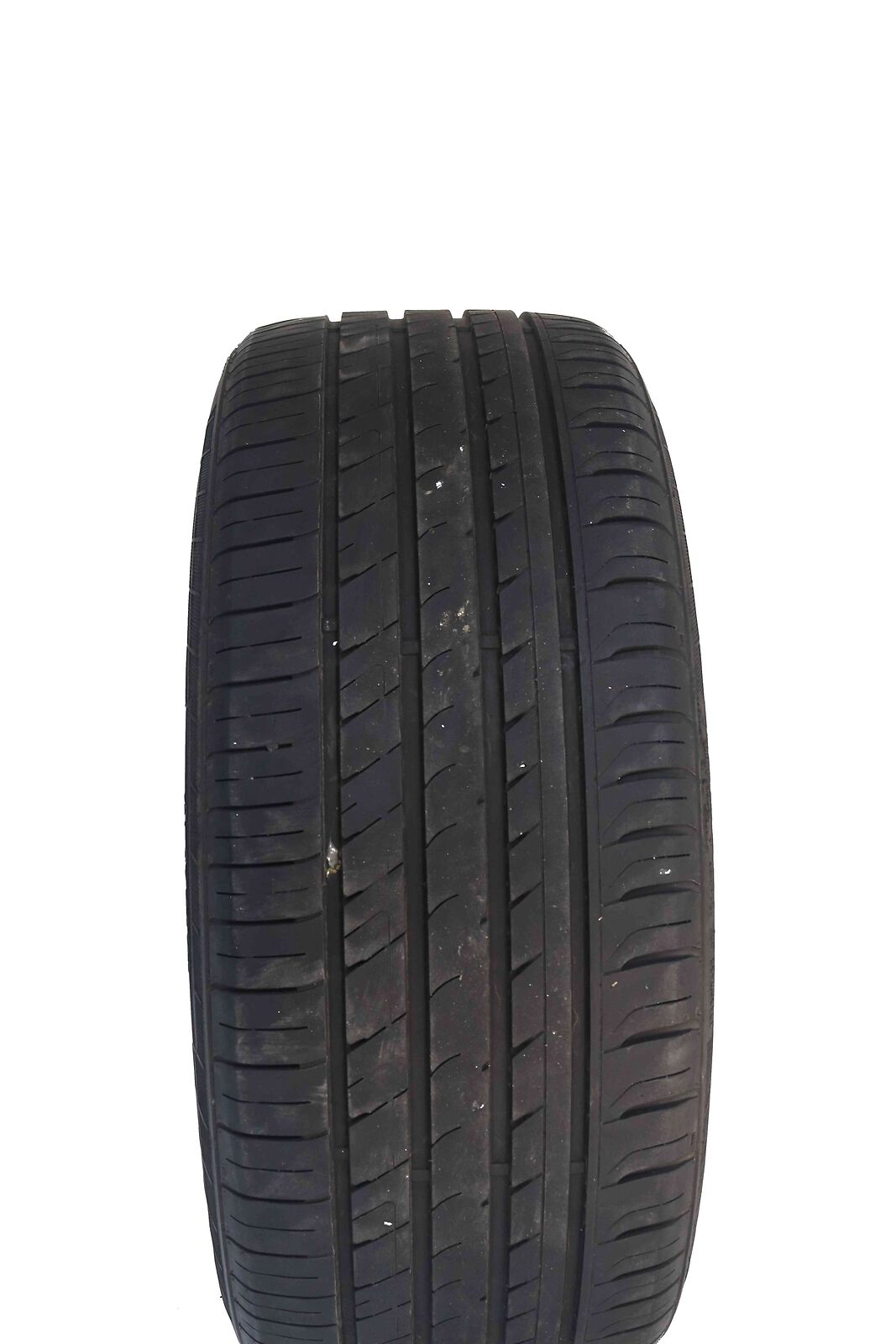 P235/50R17 Atlander AX88 100 W Used 6/32nds