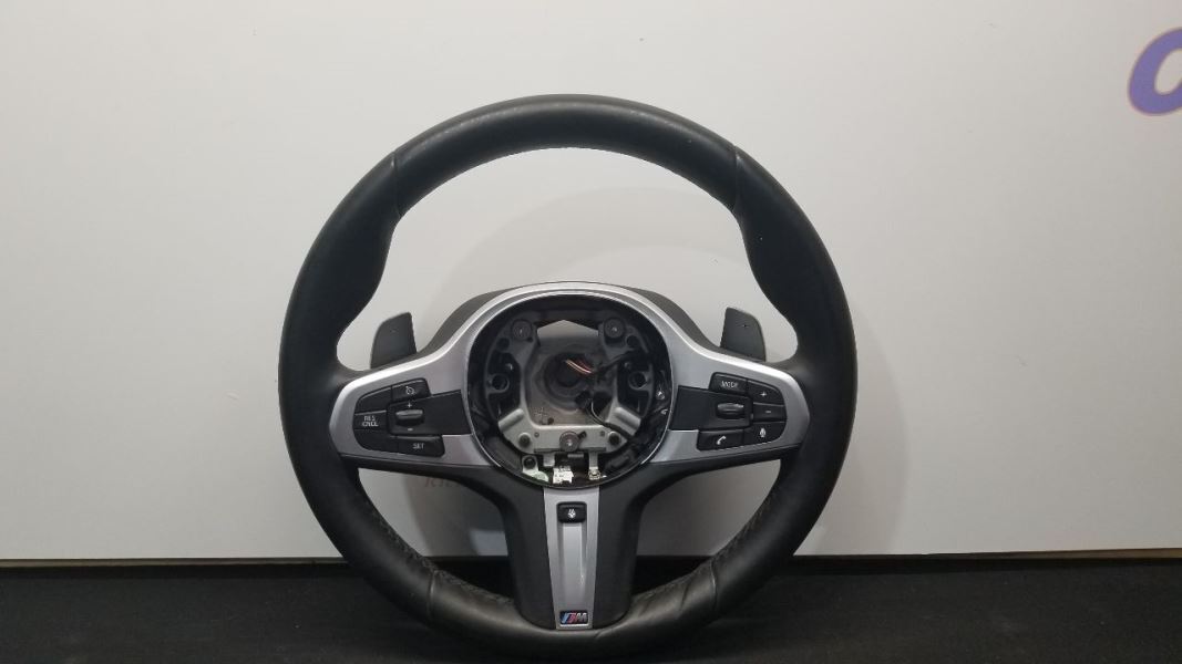 19 BMW M550I G30 HEATED STEERING WHEEL WITH CONTROLS AND PADDLE SHIFT BLACK