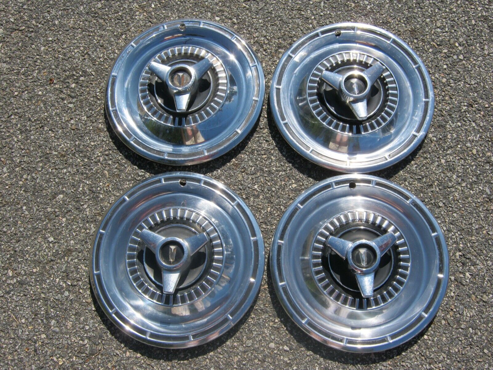 Genuine 1965 Plymouth Belvedere Satellite 14 inch spinner hubcaps wheel covers