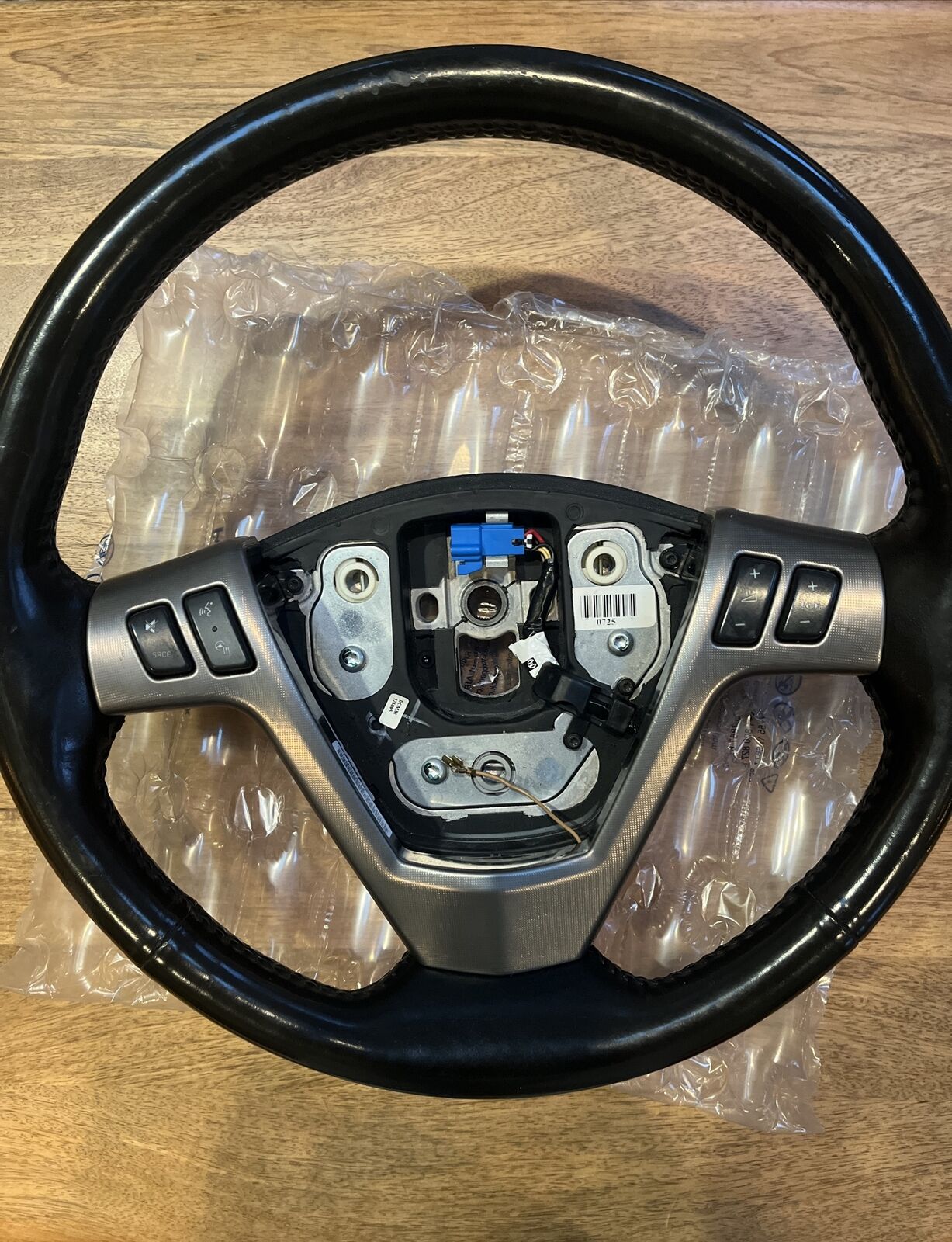 05-08 Cadillac STS-V Leather Steering Wheel W/ Switches (Black/Aluminum)