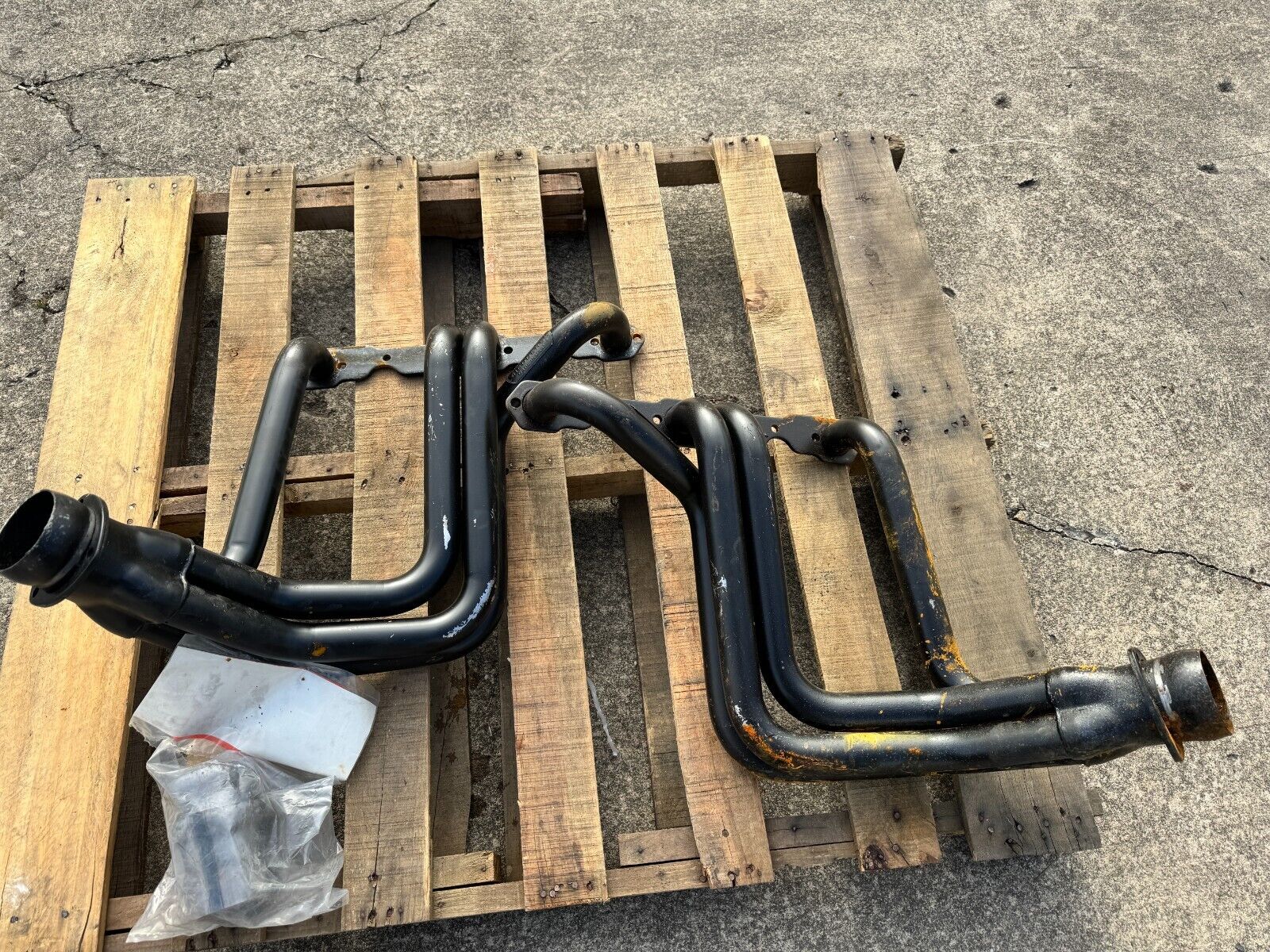 #2- 69230 Hedman Long Tube Painted Street Headers for 67-91 Chevy GMC SBC Pickup