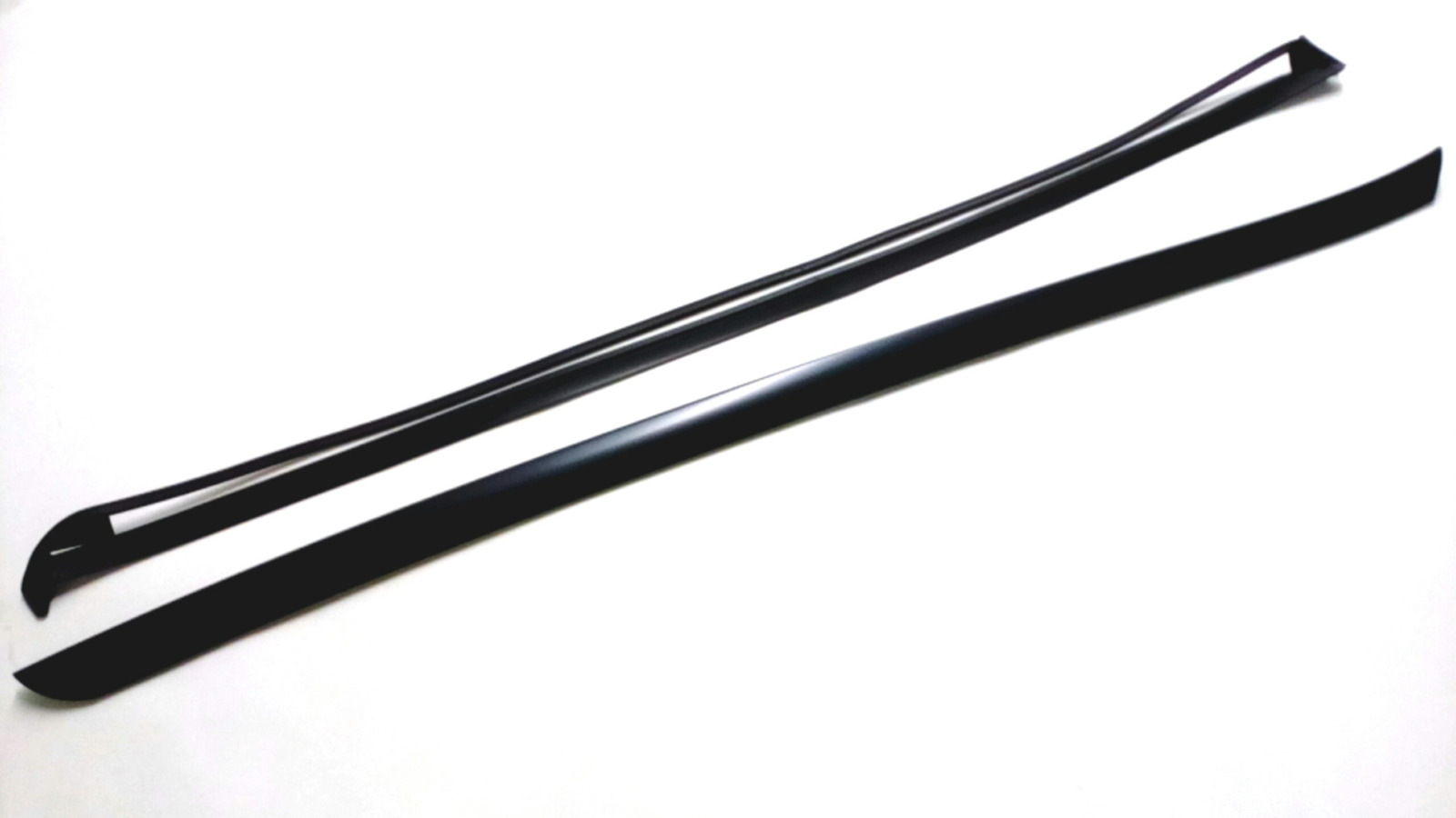 New Genuine Volvo XC60 Front Windshield Side Drip Molding (unpainted) - 39803246