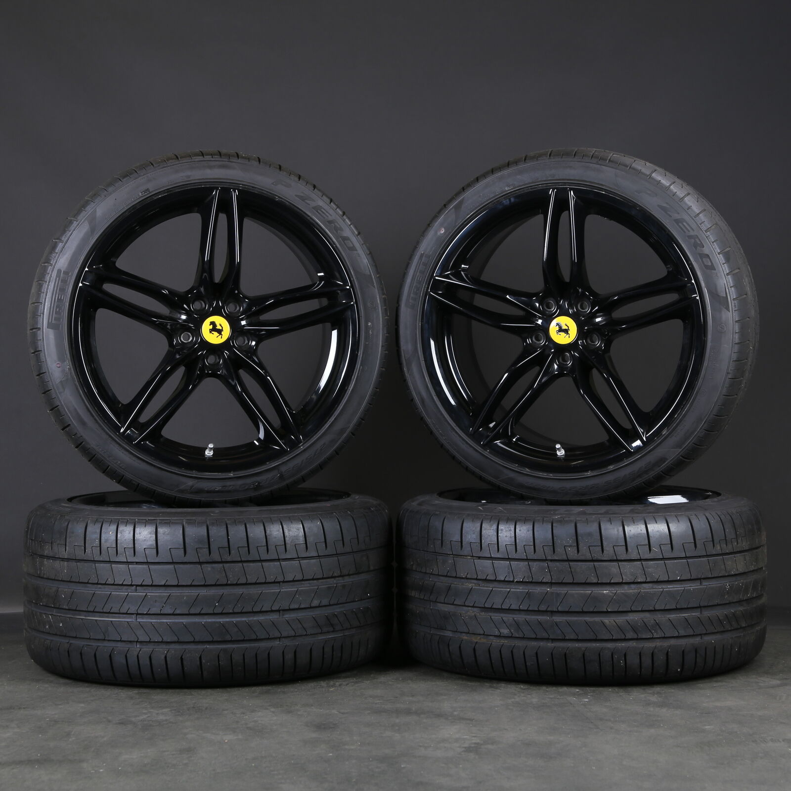 20 Inch Original Ferrari 812 Superfast Summer Tyre 324158 324159