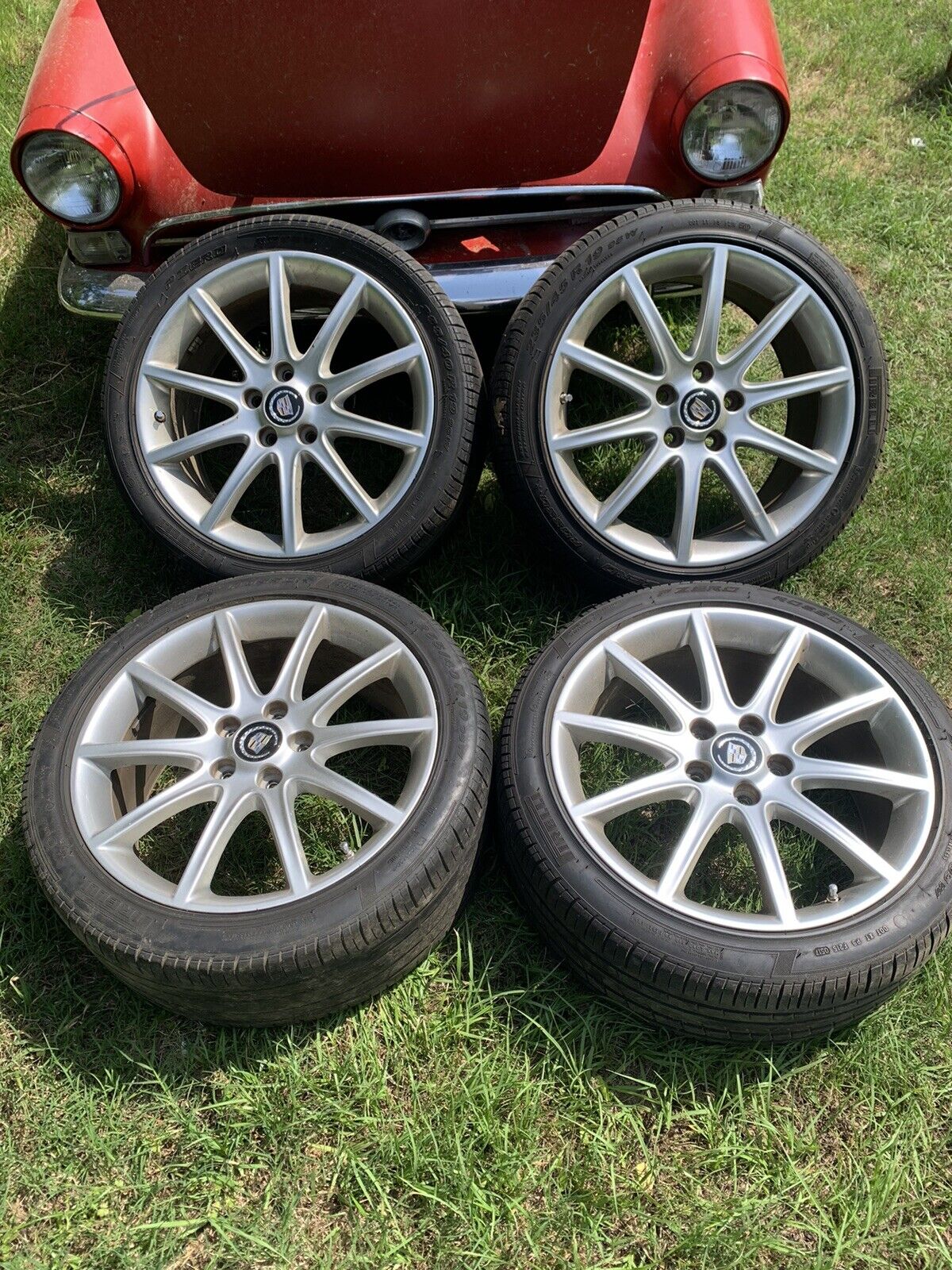 Cadillac Xlr V Wheels, This Is A Set Of 4 With Correct Center Caps