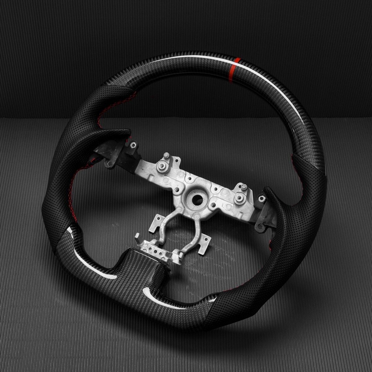 Real carbon fiber Flat Customized Sport Universal Steering Wheel 2008-2013 G37