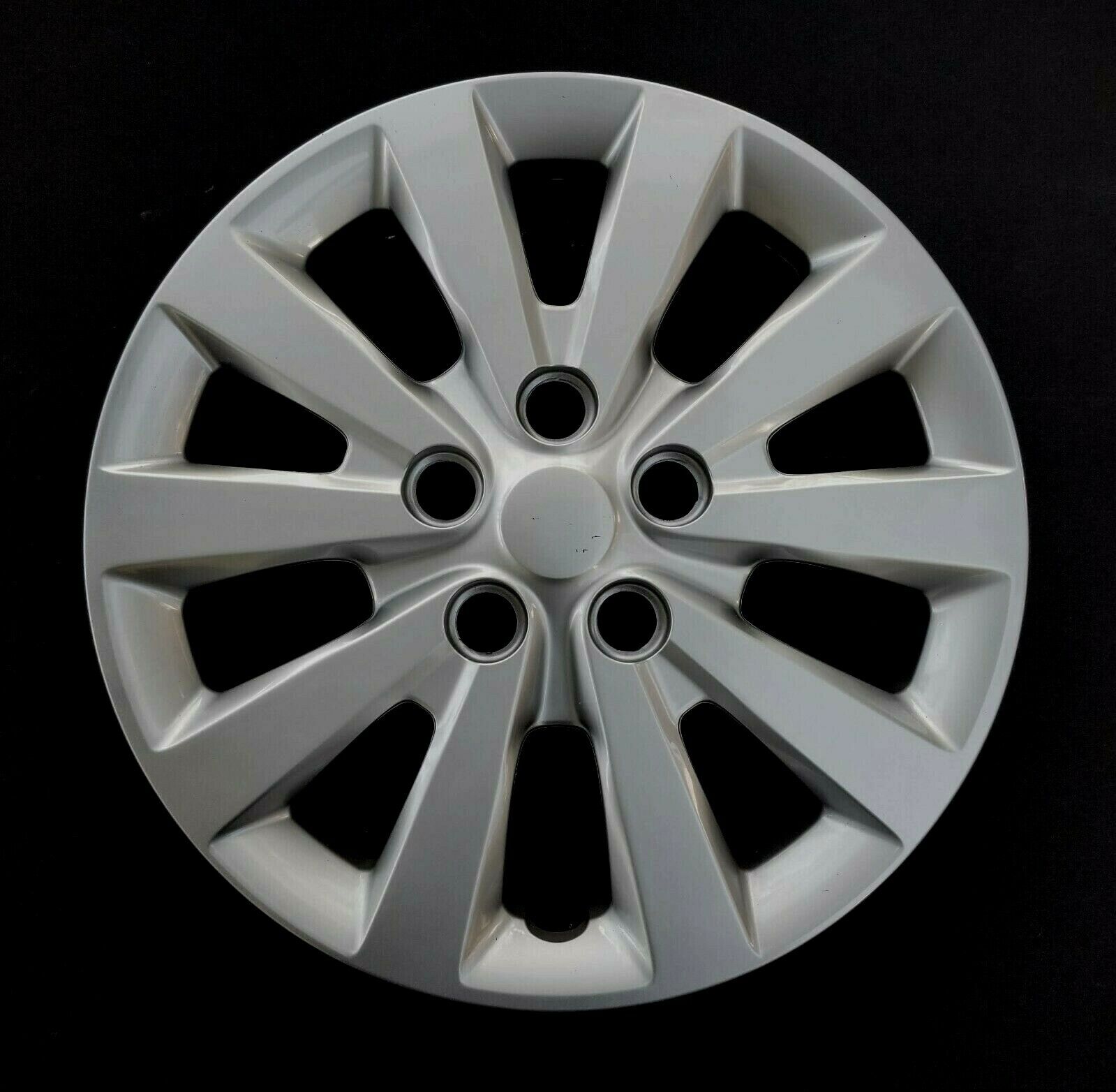 One Wheel Cover Hubcap Fits 2013-2019 Nissan Sentra 16\
