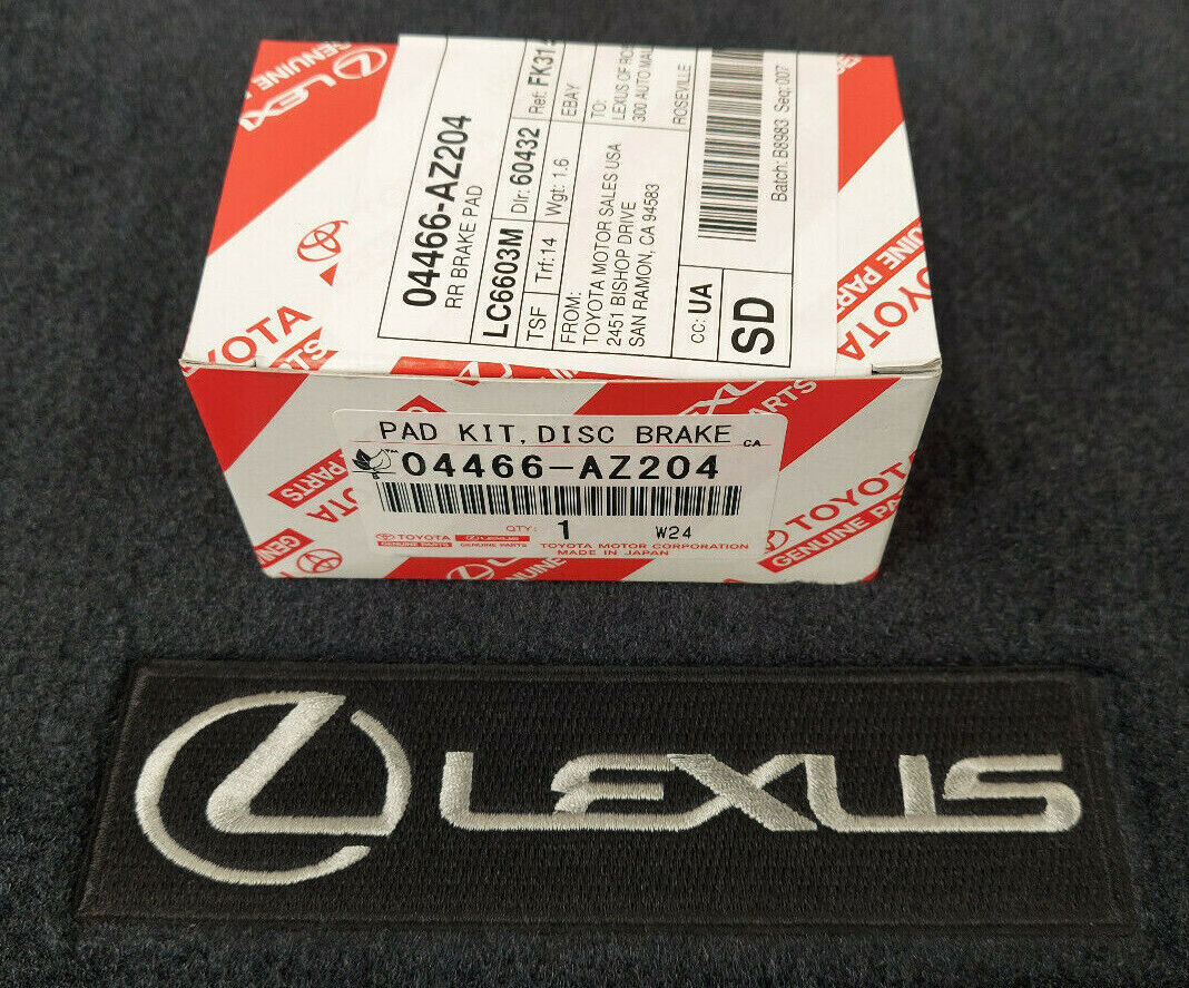 GENUINE OEM LEXUS RX350/330/400H NEW REAR BRAKE PADS 04466-AZ204