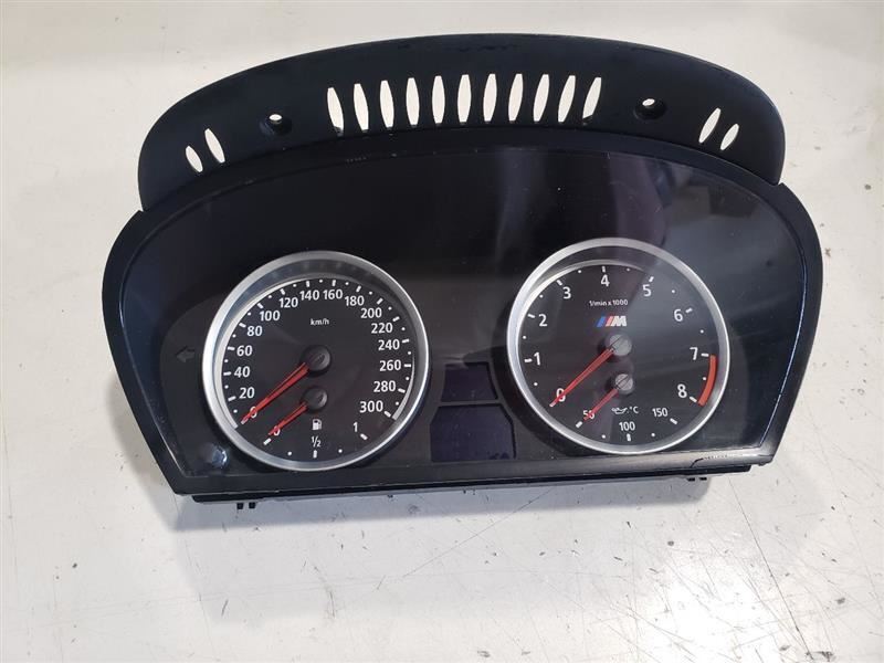 Speedometer Cluster Twin Turbo KPH Fits 10-13 BMW X5M R70 OEM