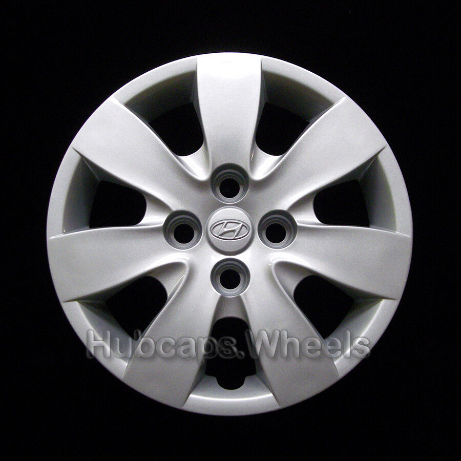 Hyundai Accent 2008-2011 Hubcap - Genuine Factory OEM 55563 Wheel Cover - Silver