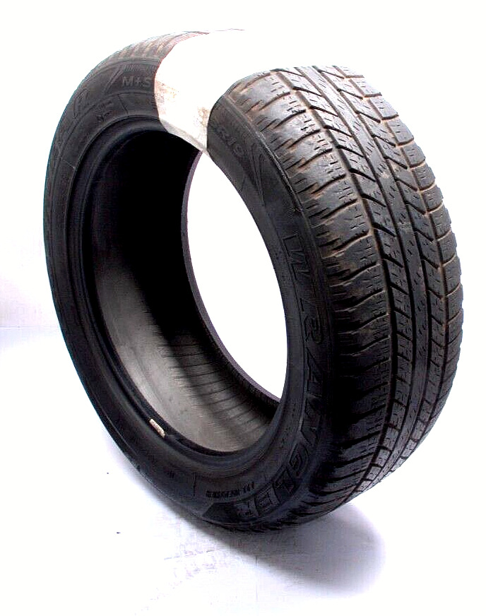 PART WORN USED TYRE 225 55 19 111W GOODYEAR WRANGLER ALL WEATHER 6mm TREAD 2104