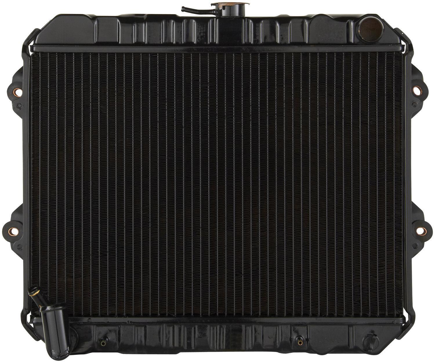 Radiator Fit for Toyota Pickup 1981-1983
