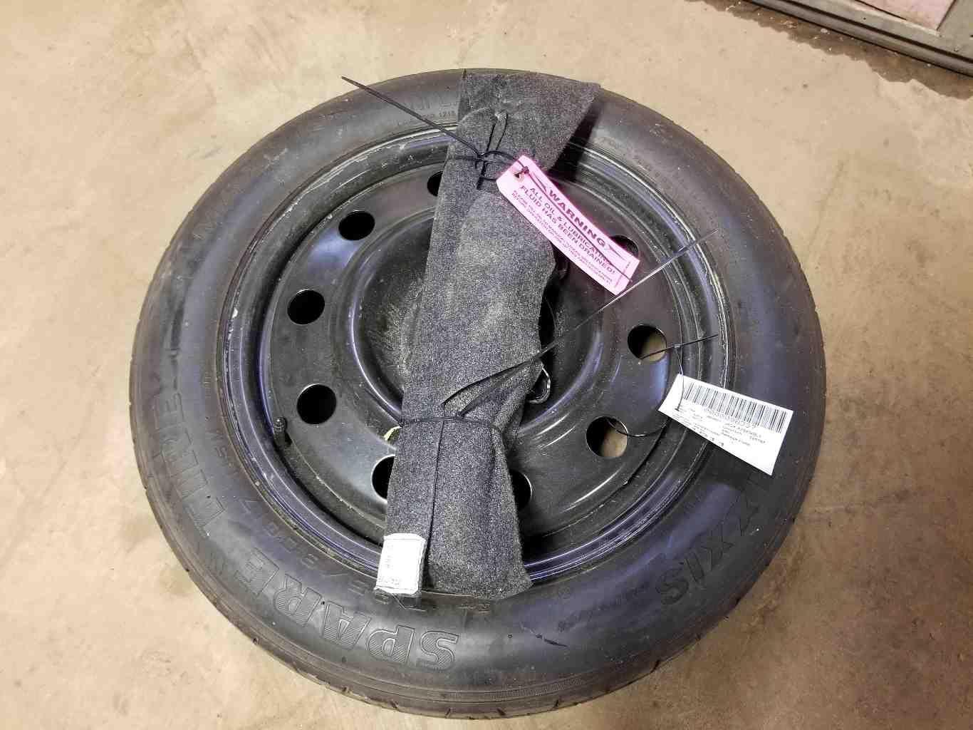 07-15 LINCOLN MKX Jack kit and Spare Tire wheel donut