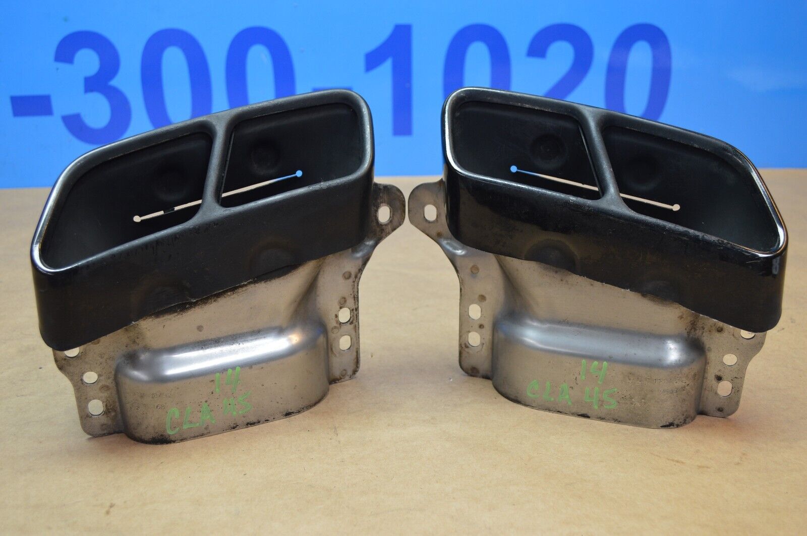 2014 W117 MERCEDES BENZ CLA45 AMG EXHAUST MUFFLER PIPE TIP TIPS LEFT & RIGHT
