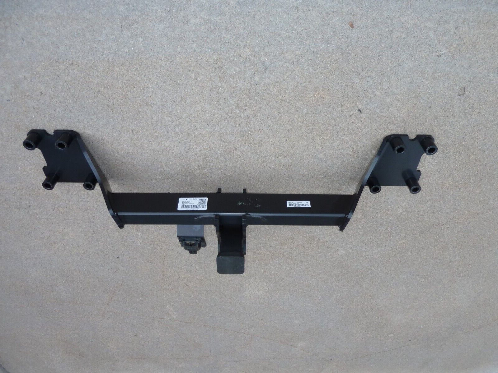 2019-23 Audi Q8 SQ8 RSQ8 Trailer Tow Hitch Bracket Towing Bar Connector OEM